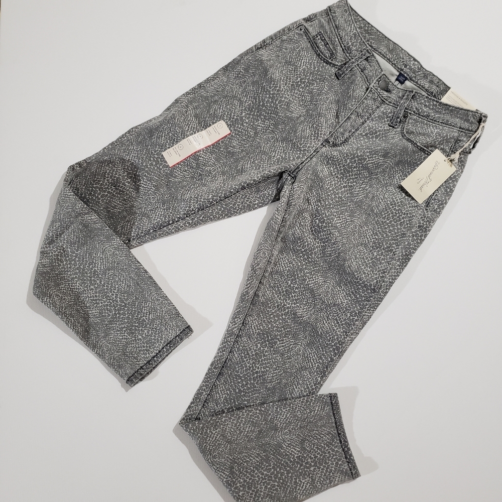 Universal Thread High Waisted Leopard Skinny Jeans